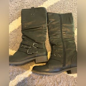 Women’s Faux Leather Boots Size 9